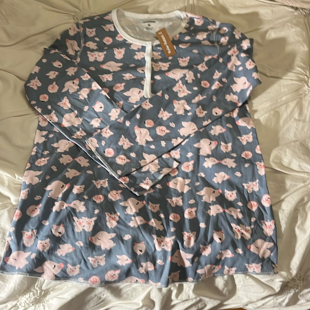 Roller rabbit pig pajama top